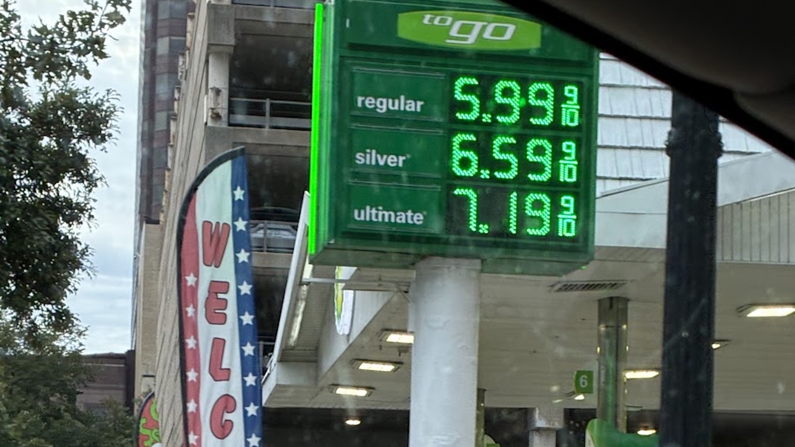 electrek.co - Jo Borrás - Survey rewind: how much pain at the pump will it take to switch to EV? [update]