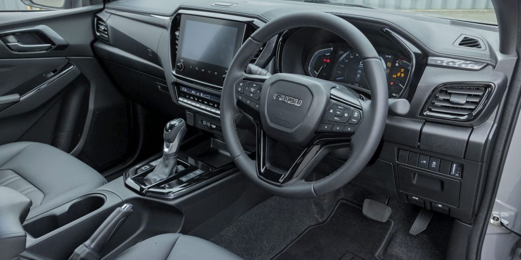 Isuzu-D-Max-EV-pickup-UK-interior