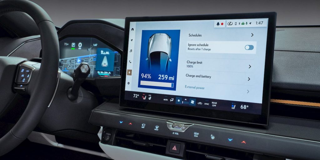 Lexus-Interface-EV-Charge-Management