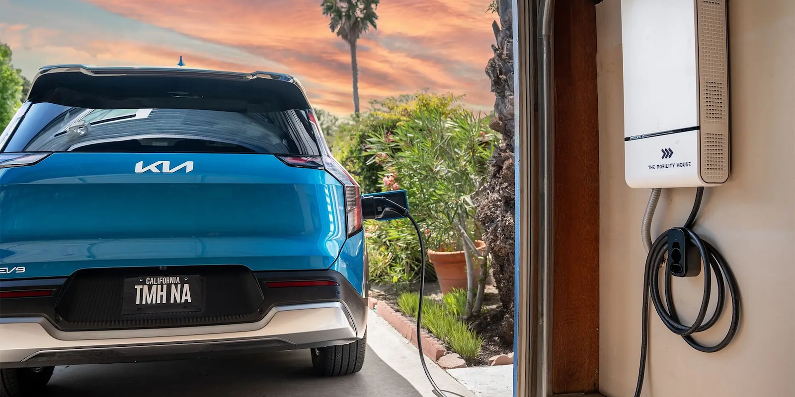 REALLY Quick Charge: The Mobility House, V2G, and building up the grid
