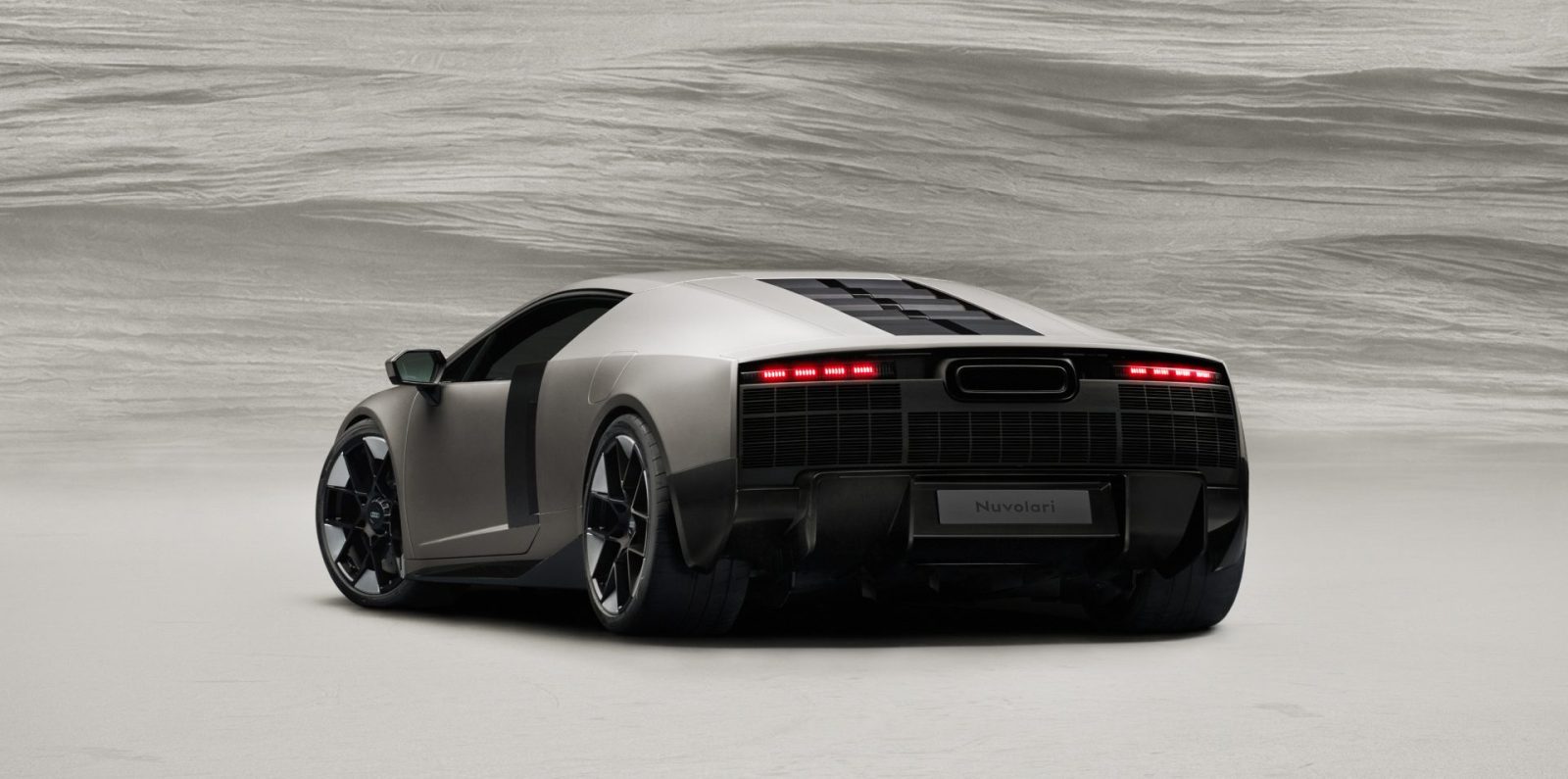 Audi reveals 1,001-hp Nuvolari hybrid supercar — so much for going all-electric