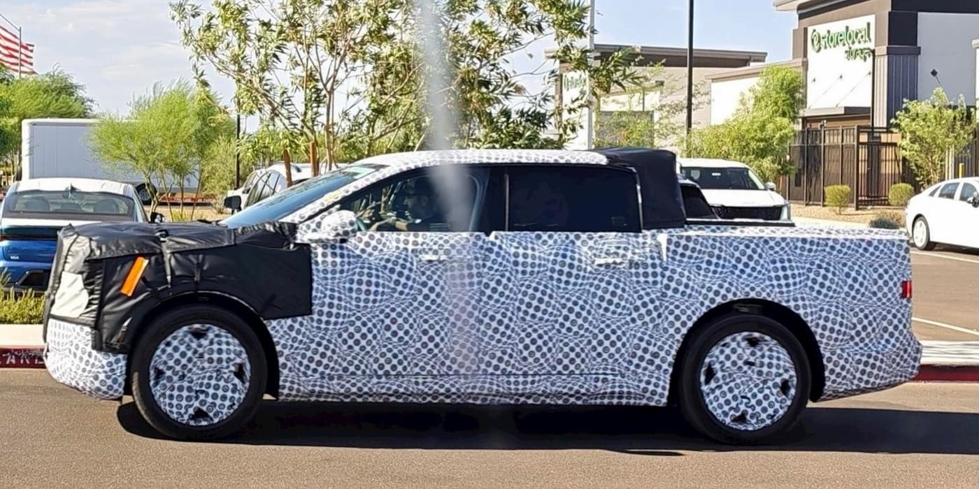 Ford-$30,000-EV-pickup-spotted-testing