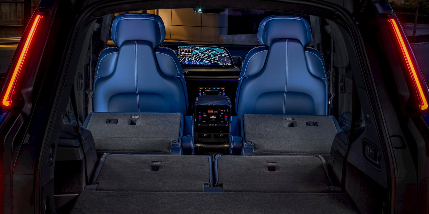 Cadillac-Vistiq-interior