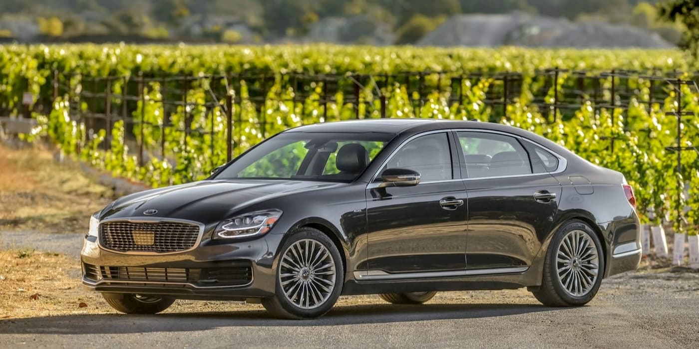 Kia-flagship-K9-sedan-EVs