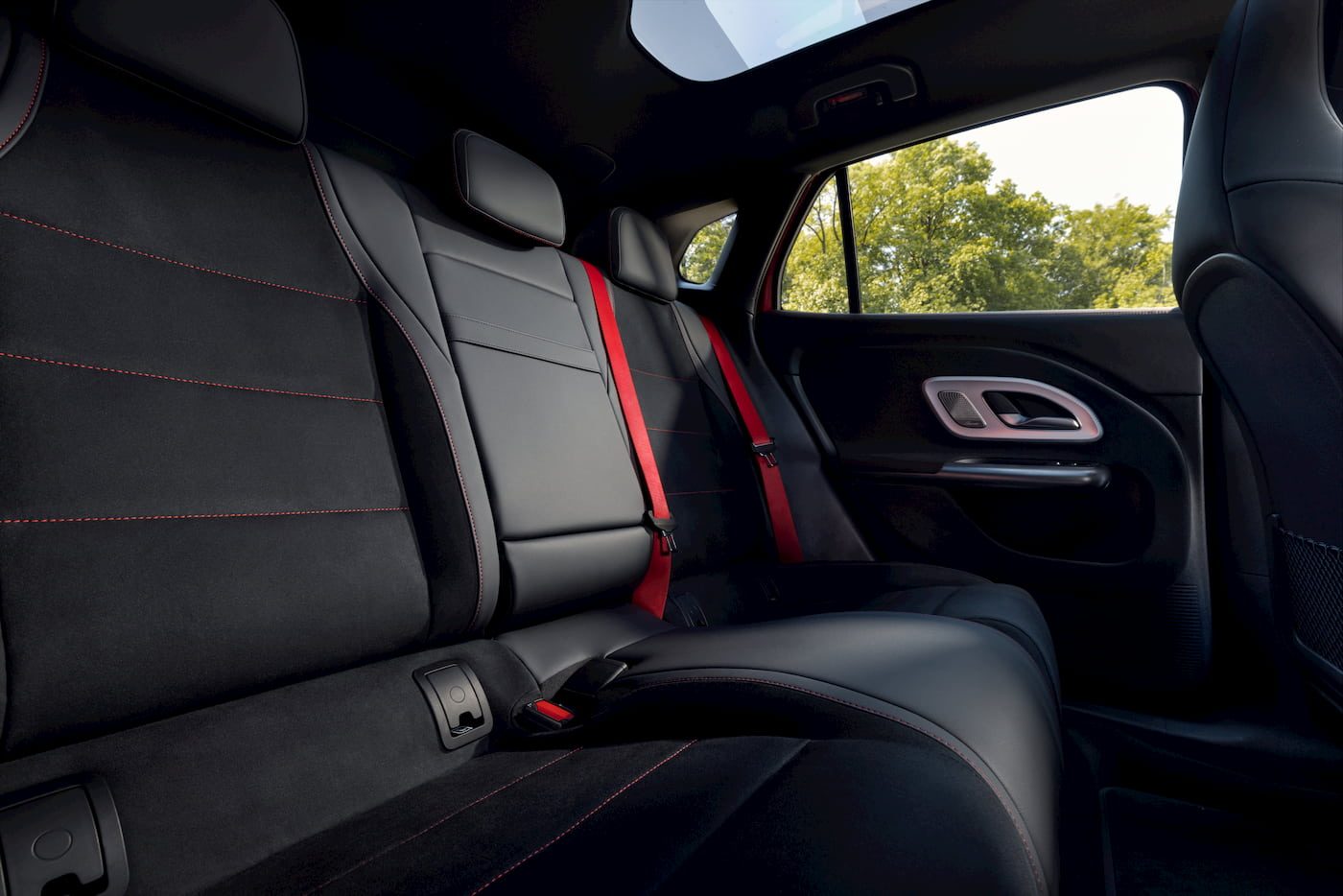 Mercedes-new-GLA-EV-interior-space