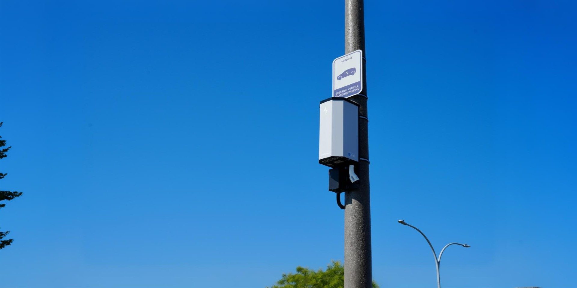 More US cities are getting Voltpost’s lamppost EV chargers
