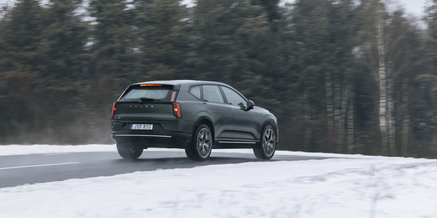 Volvo-EX60-first-deliveries