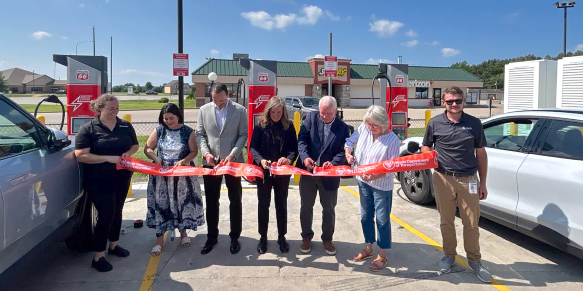 Illinois activates first NEVI-funded EV chargers