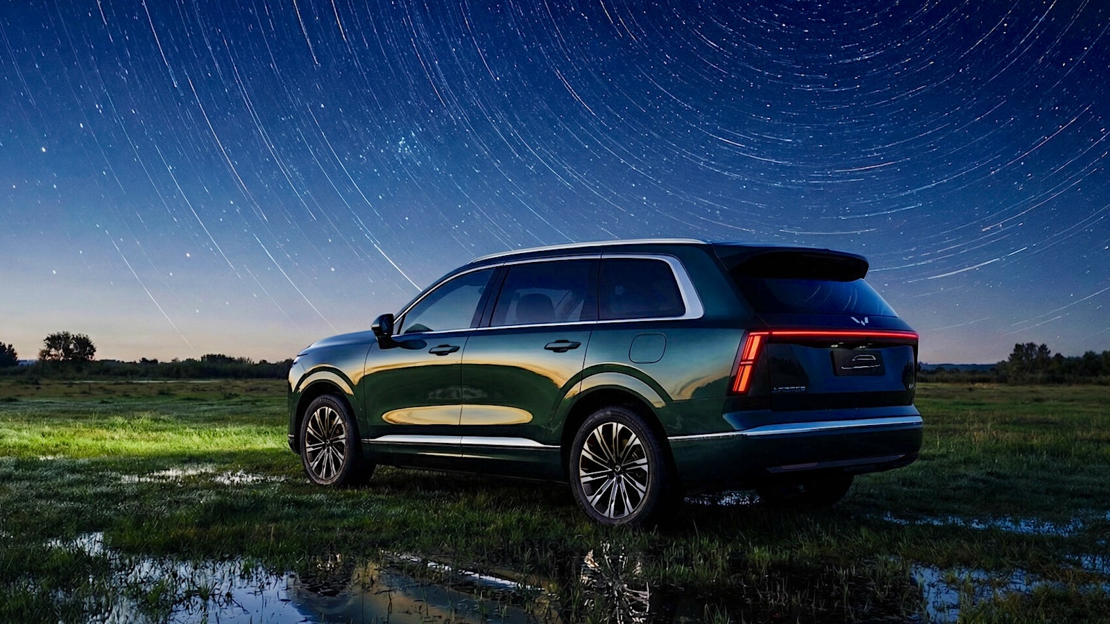 Image 1 from New 6 passenger, 780-mile PHEV from GM has North America written all over it