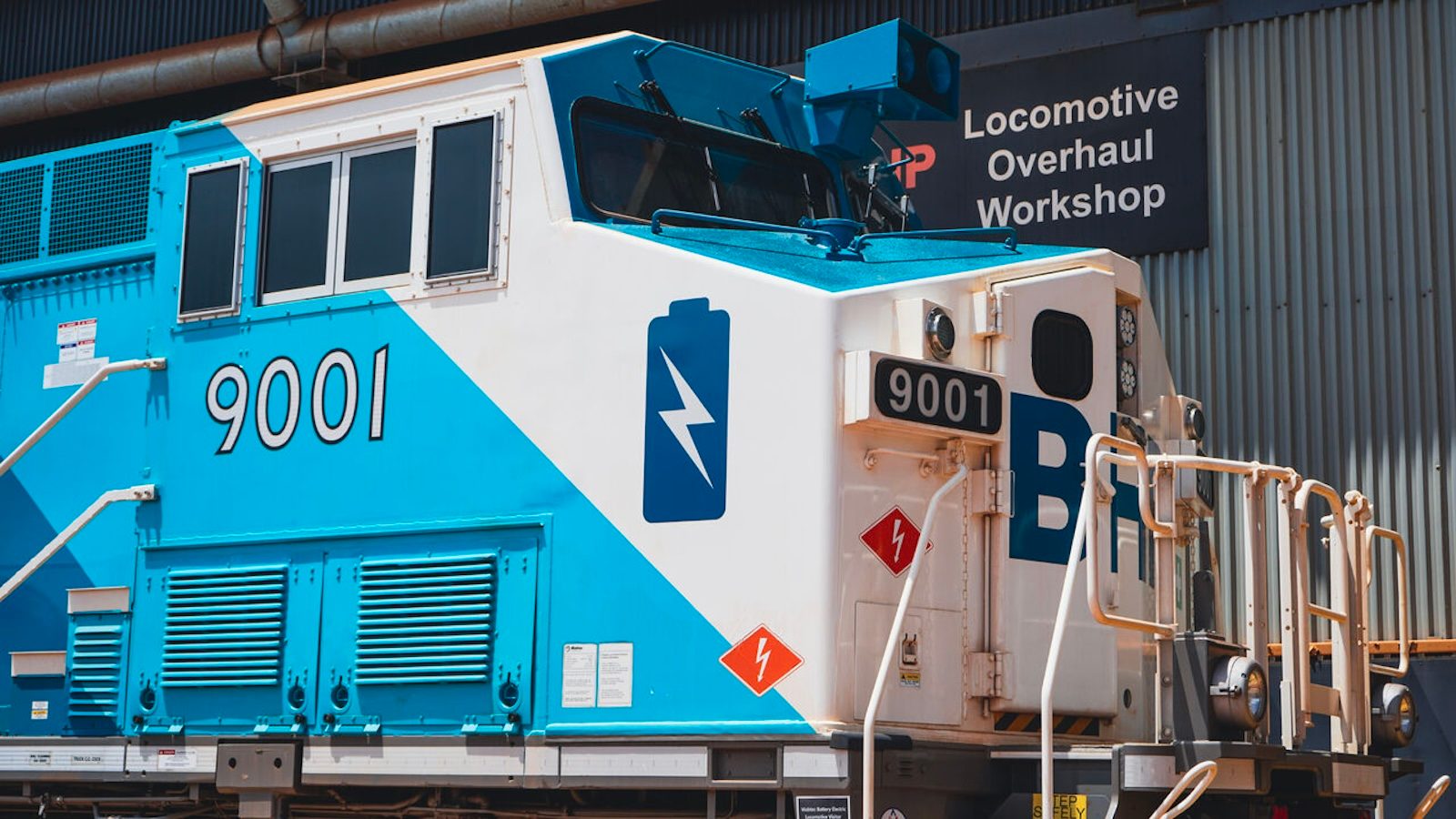 Testing tomorrow’s technology: Battery‑electric heavy-haul truck and locomotive trials
