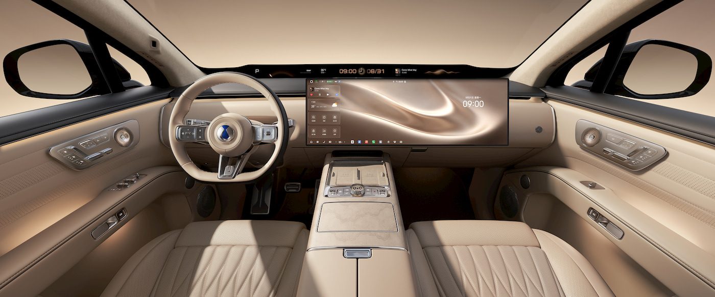 BYD-Denza-N8-interior