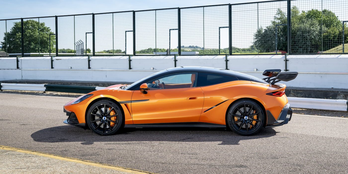 BYD-Denza-Z-Lamborghini-race