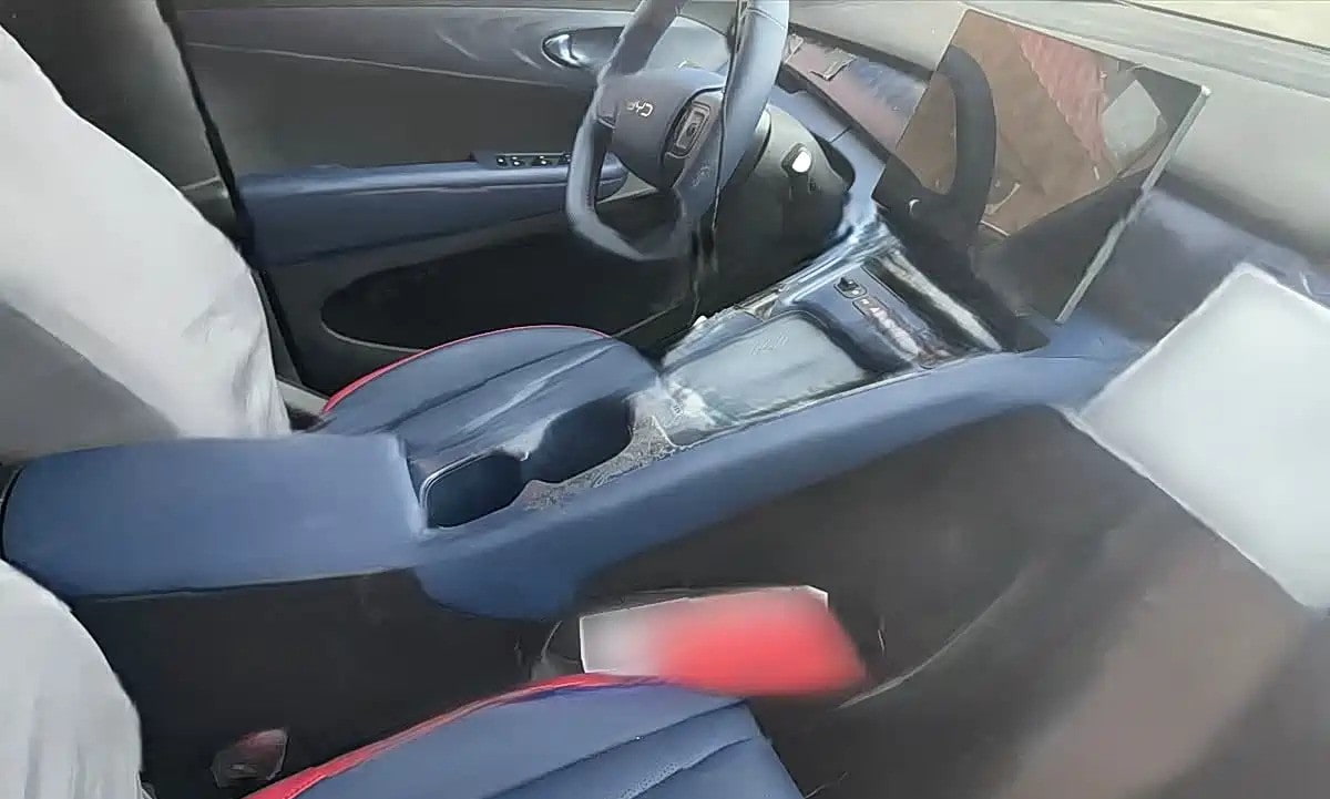 BYD-Great-Seagull-interior-first-look