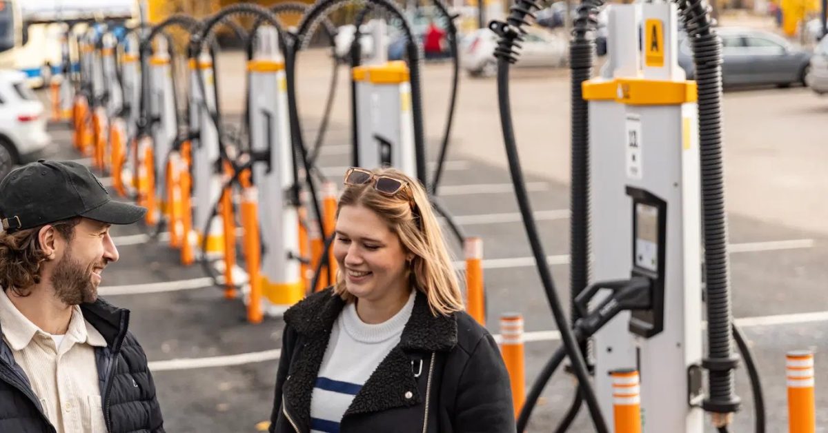 EV charging sites with more plugs get more use, Kempower finds