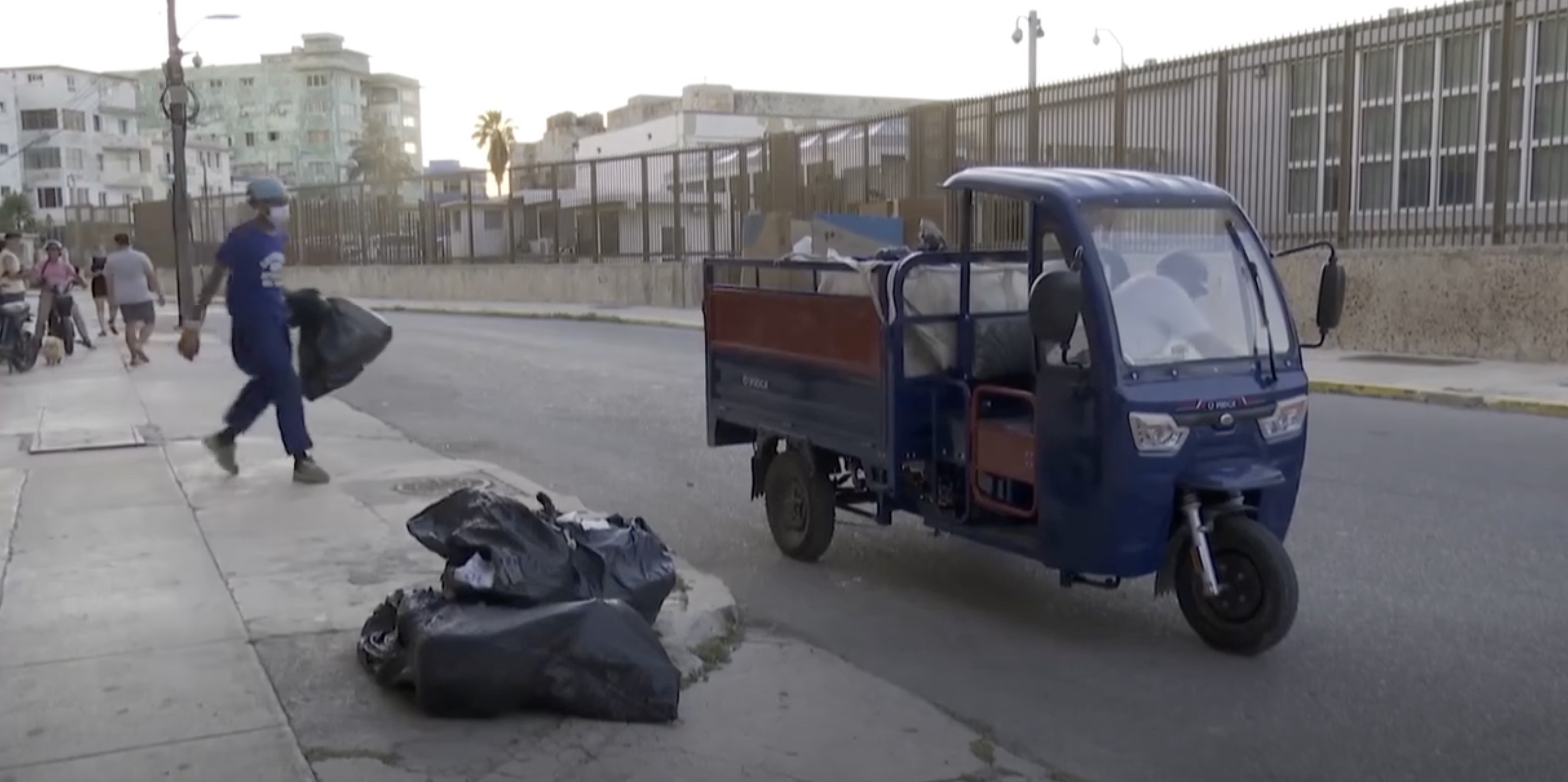 electrek.co - Jameson Dow - As US tries to starve Cuba, solar electric garbage trikes offer a lifeline
