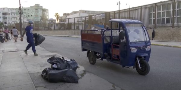As US tries to starve Cuba, solar electric garbage trikes offer a lifeline