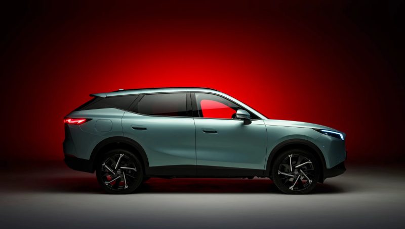 Omoda 7 SHS-P plug-in hybrid SUV