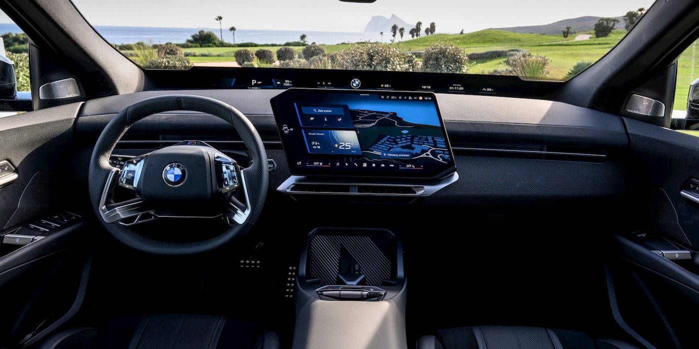 BMW-new-iX3-interior