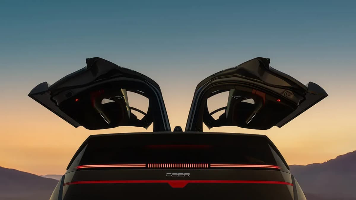 Ceer-Exobot-electric-SUV