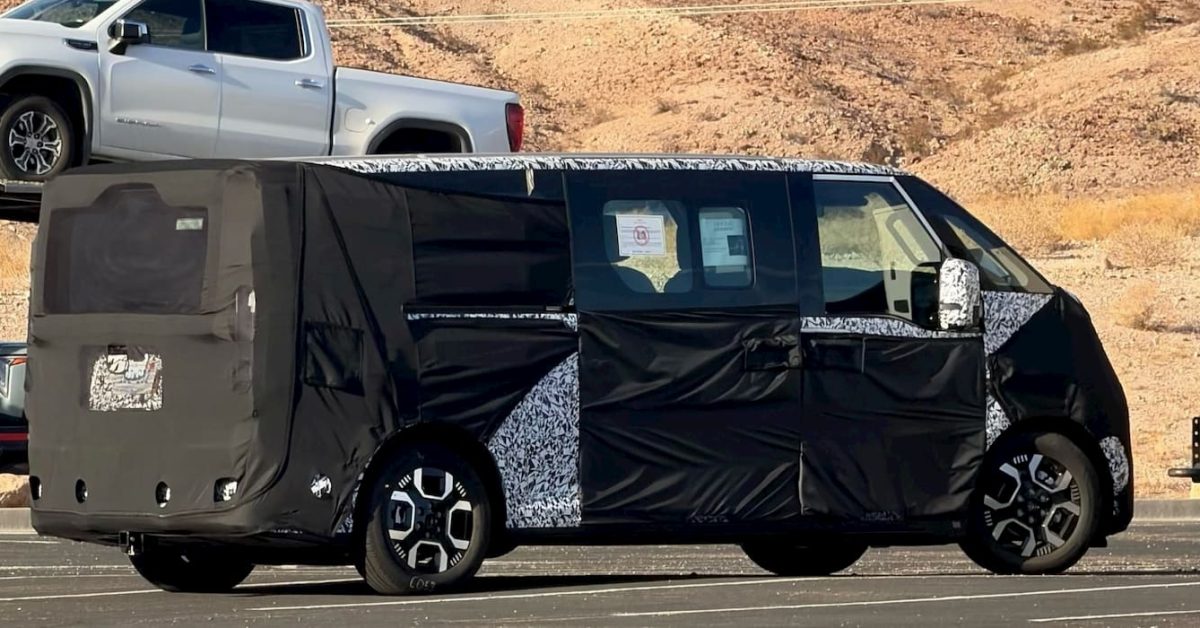 Электрофургон Kia PV7 заметили на тестах в США