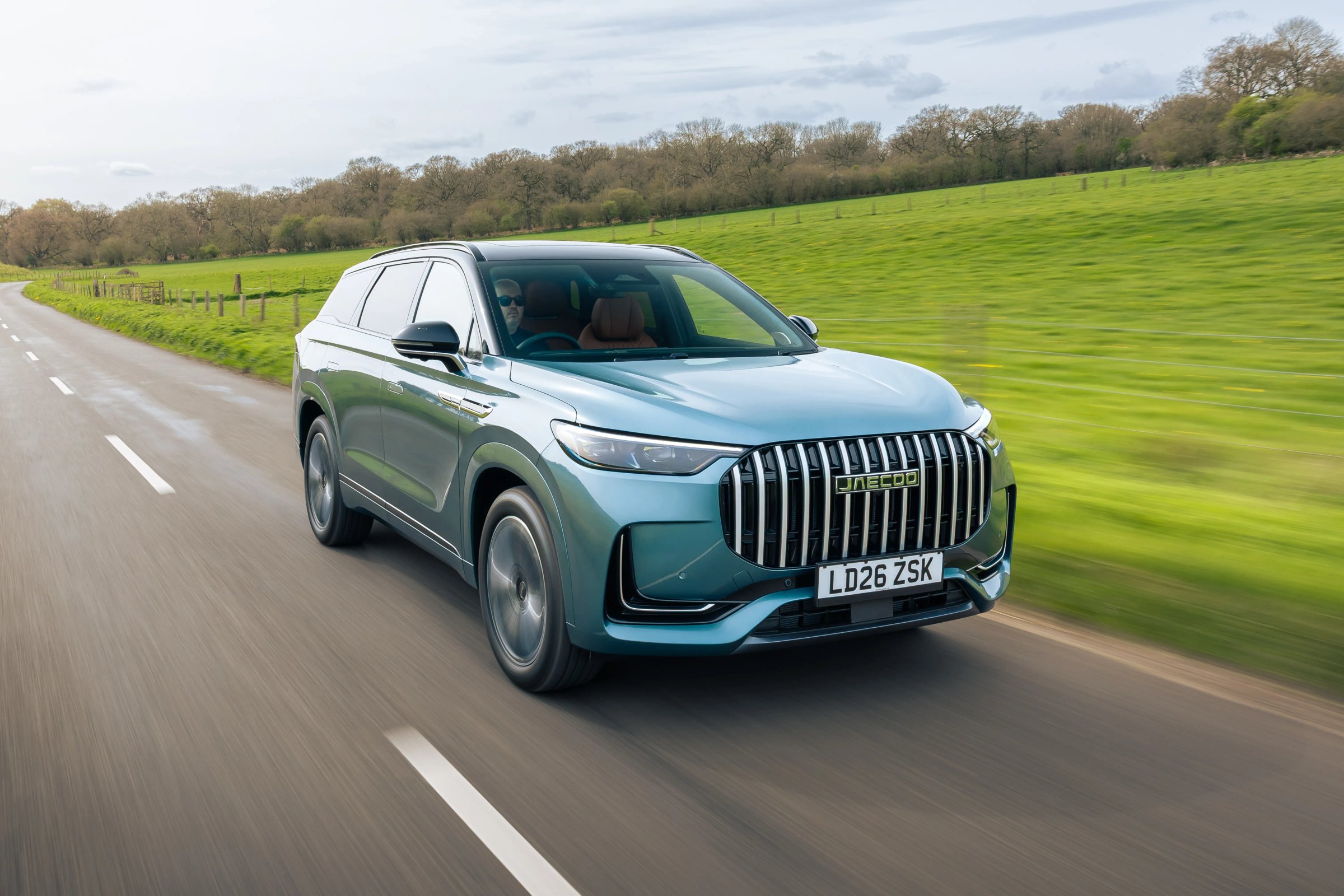 Jaecoo 8 SHS-P three-row plug-in hybrid SUV — In detail