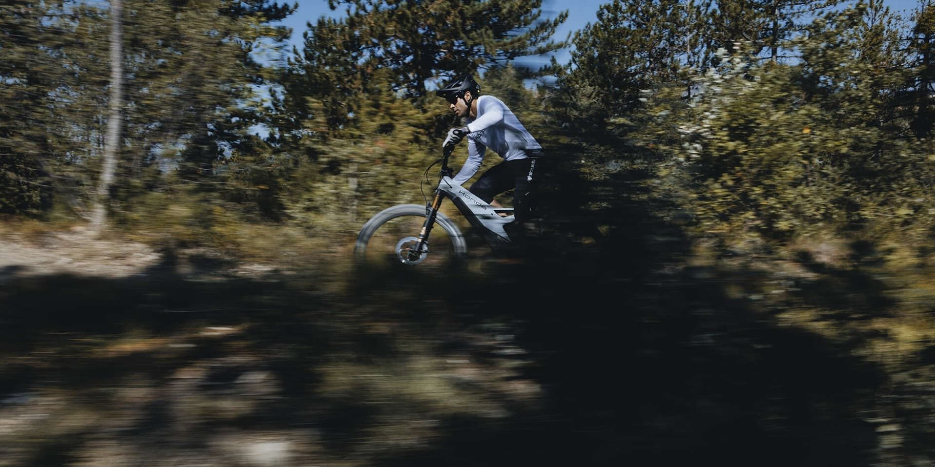 photo of Honda just unveiled an electric mountain bike, and it looks serious image