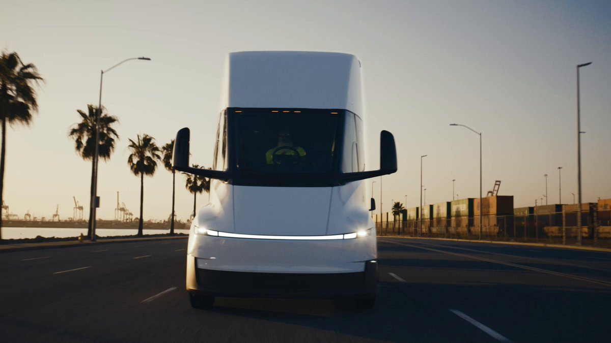Tesla Semi finally enters volume production, 7 years behind schedule