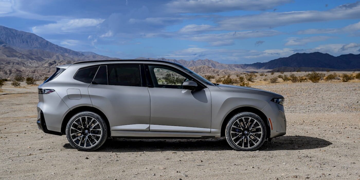 BMW-iX5-side