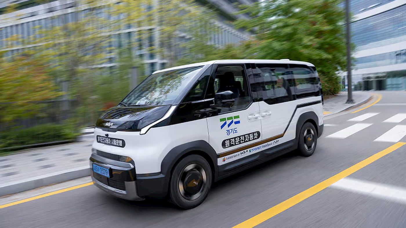 Kia-PV5-remote-car-sharing