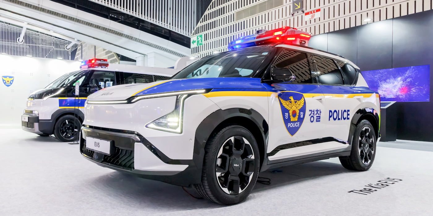 Kia'nın elektrikli SUV ve minibüsü polis aracı olarak görev yapacak