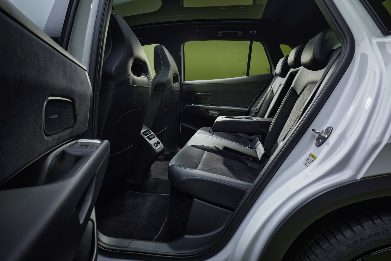 Volkswagen-ID-Tiguan-ID-4-images-interior