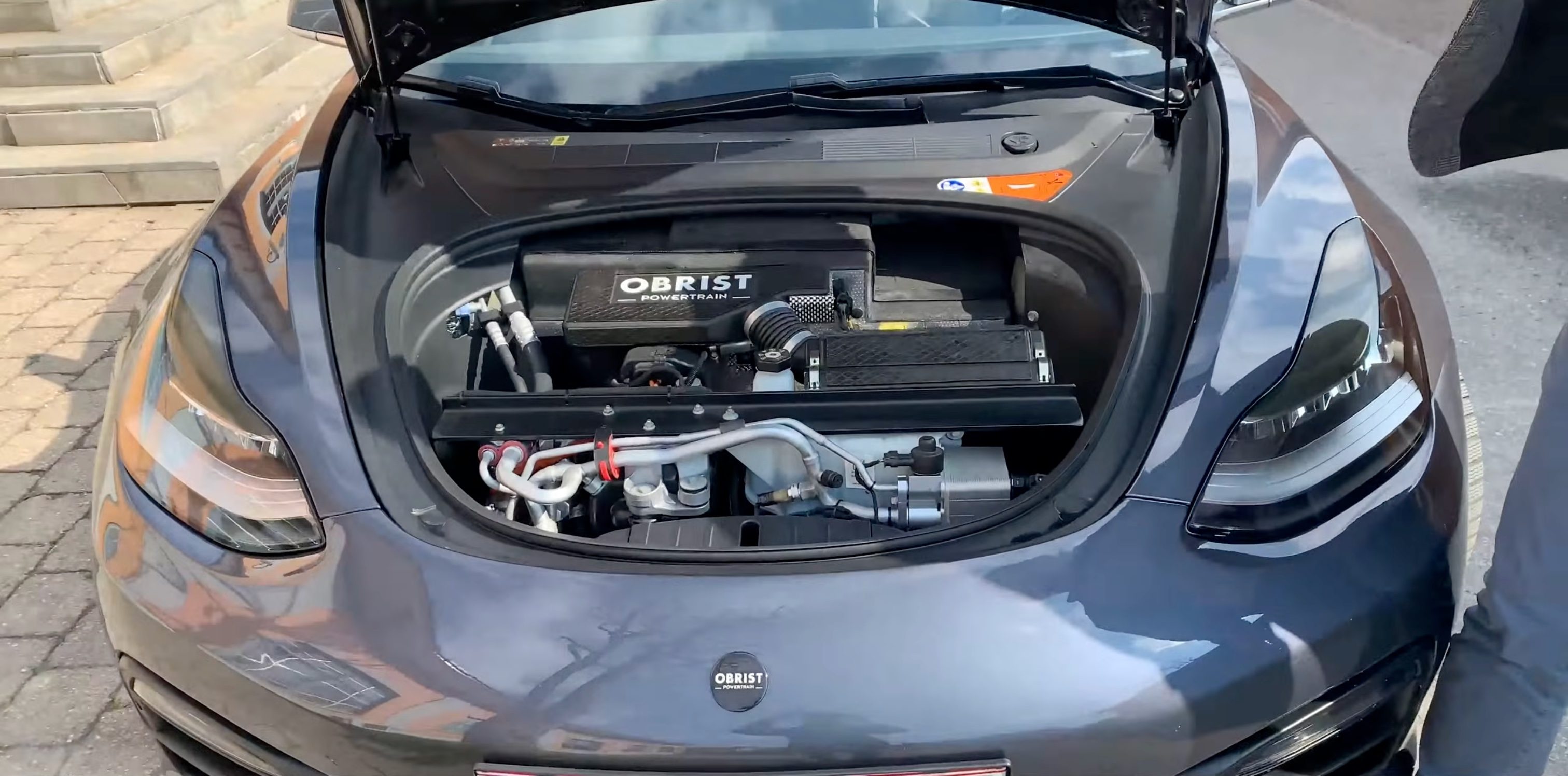 Company that put gas engines in Teslas goes bankrupt owing…